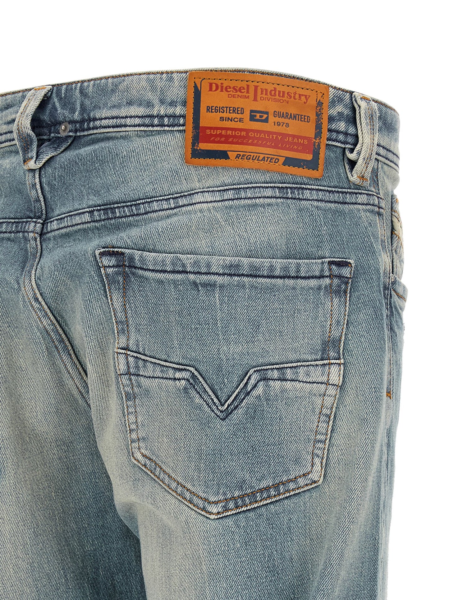 Diesel Men '1985 Larkee' Jeans DIESEL