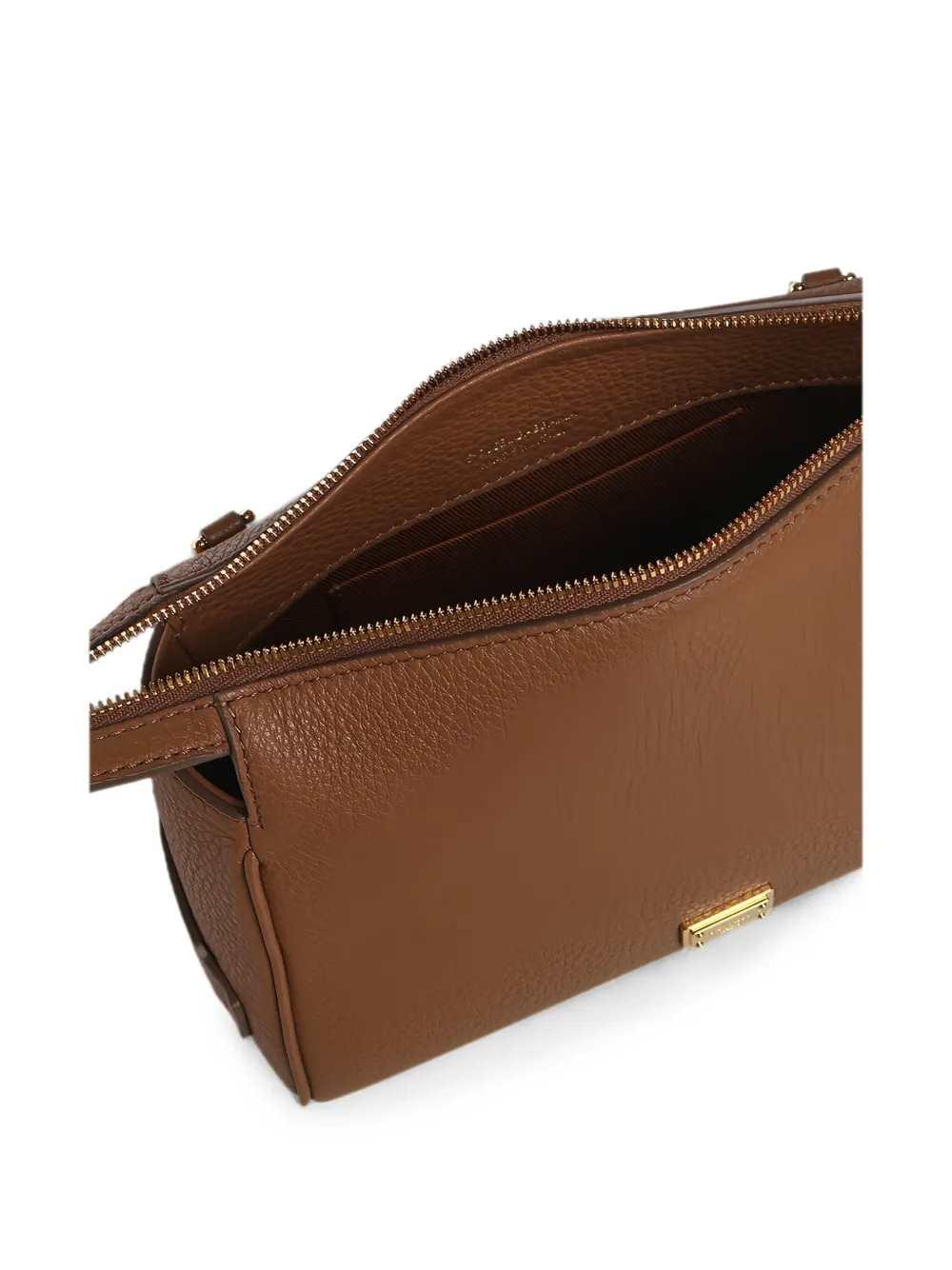 Dolce & Gabbana Women Dolce & Gabbana Women Vittoria Leather Tote Bag With Logo Plaque DOLCE & GABBANA