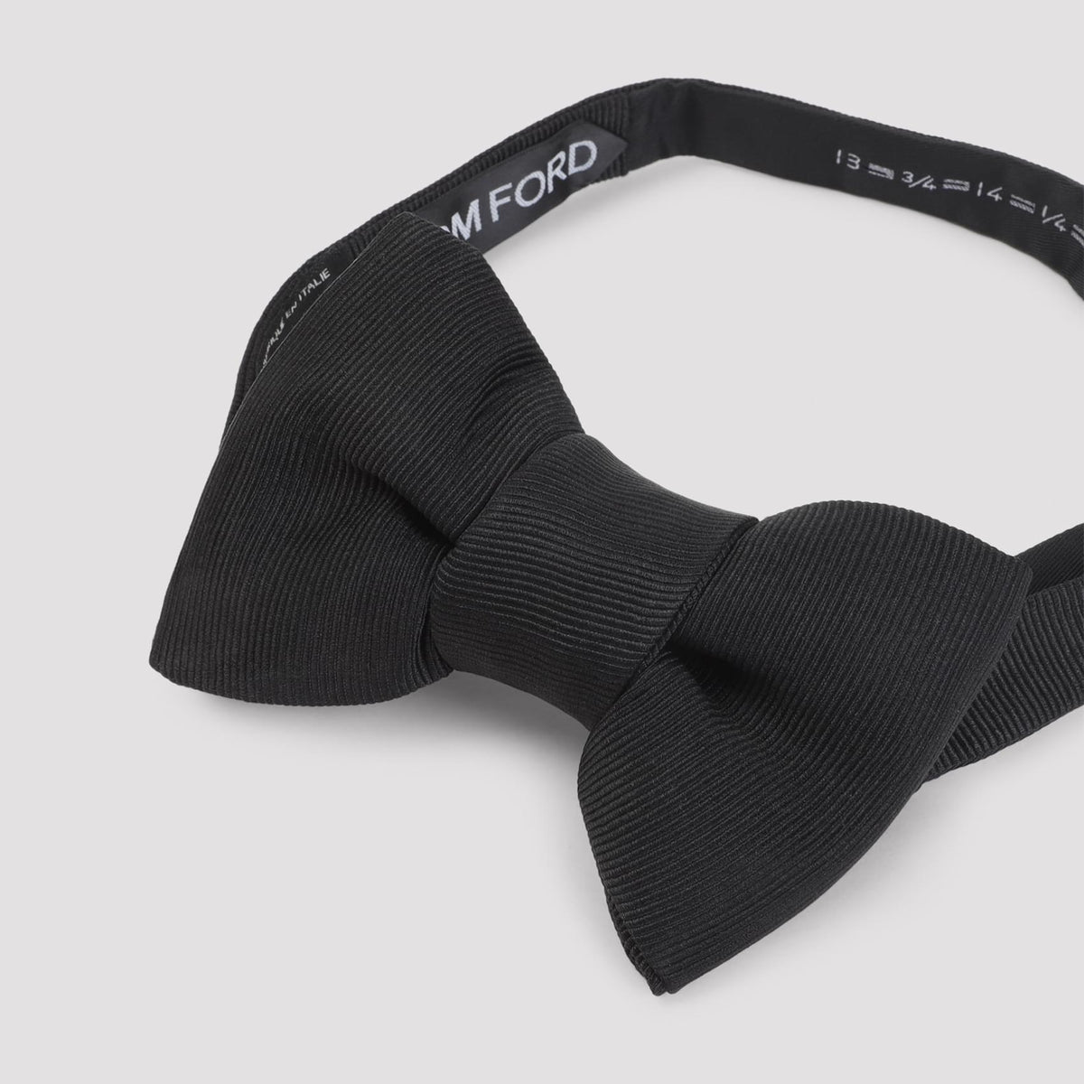 Tom Ford Pre-Tied Bow Tie Men TOM FORD