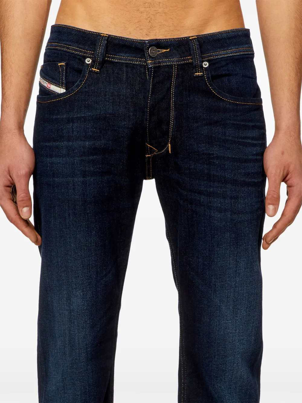 Diesel Men 1985 Larkee Straight Jeans DIESEL