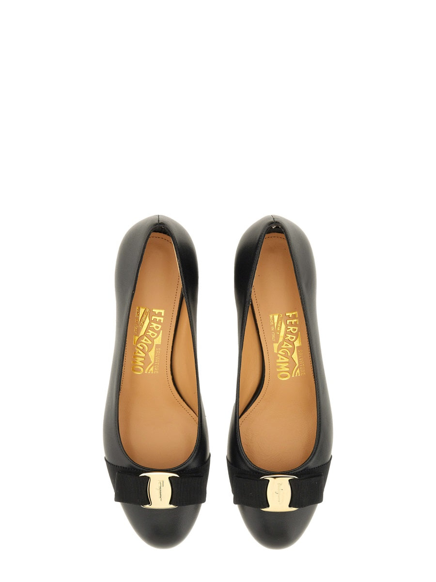 Ferragamo Women Leather "Vara" Shoe FERRAGAMO
