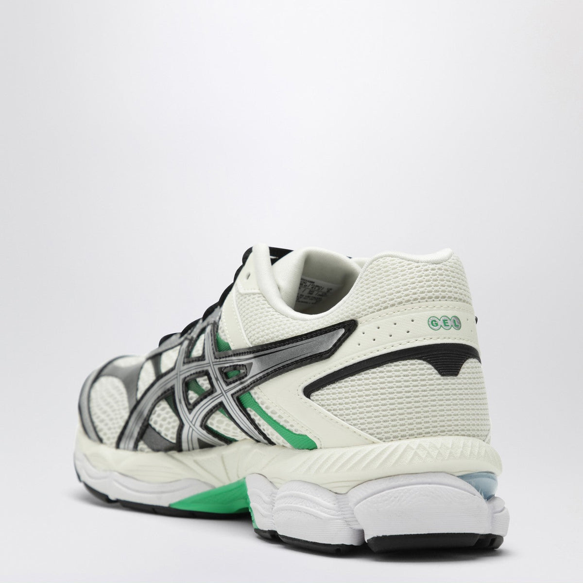 Asics Gel-Cumulus 16 Sneakers In Ivory/Pure Silver Women ASICS