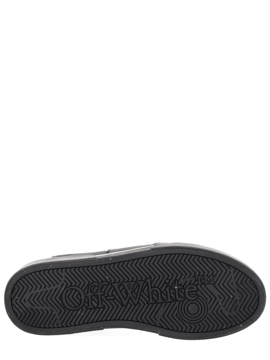 Off-White Men Sneaker "Vulc Low" OFF-WHITE