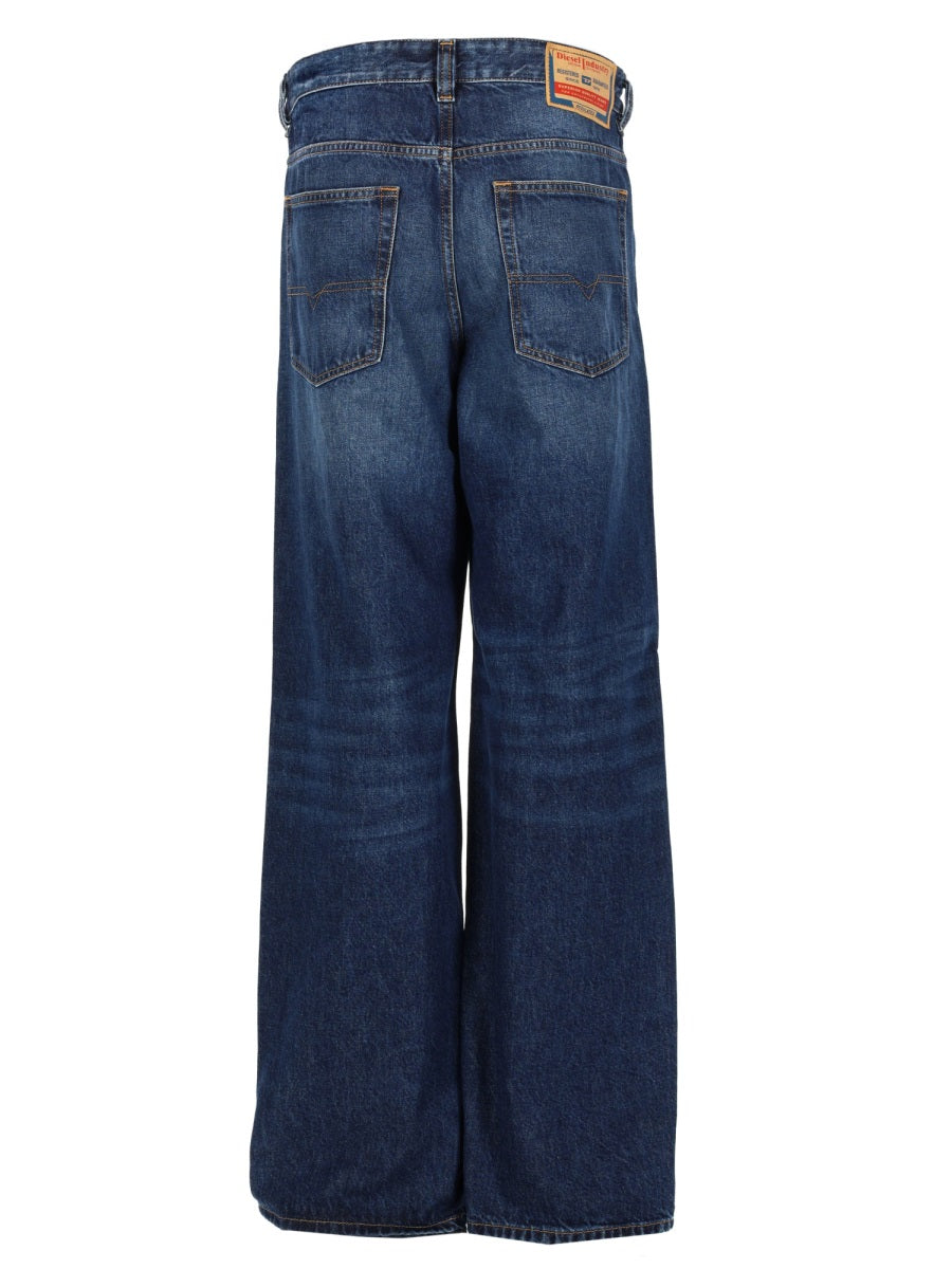 Diesel Men Jeans "2001 D-Macro" DIESEL