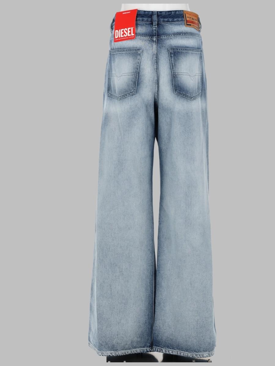 Diesel Women Jeans "1996 D-Sire" Relaxed DIESEL