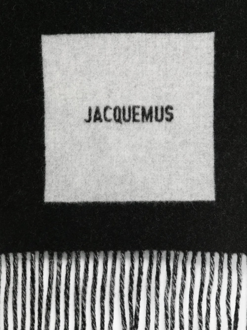 Jacquemus Men L`Echarpe Rond Carré JACQUEMUS