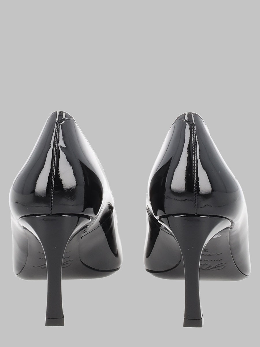 Roger Vivier Women Décolleté "Trompette" In Vernice ROGER VIVIER