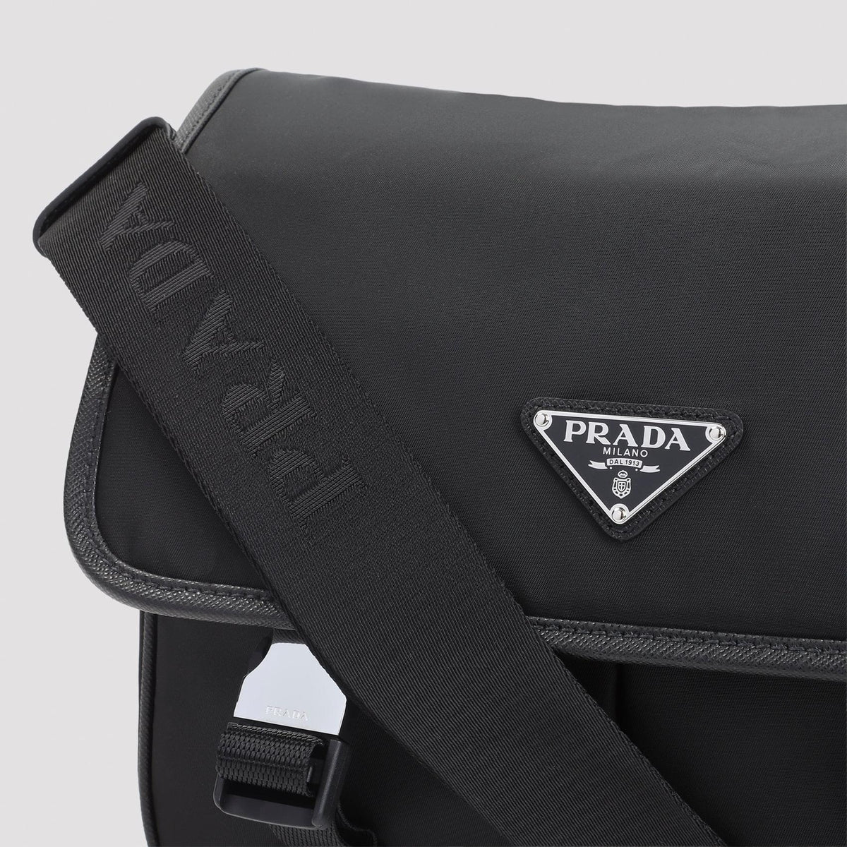 Prada Re-Nylon Messenger Bag Unisex PRADA