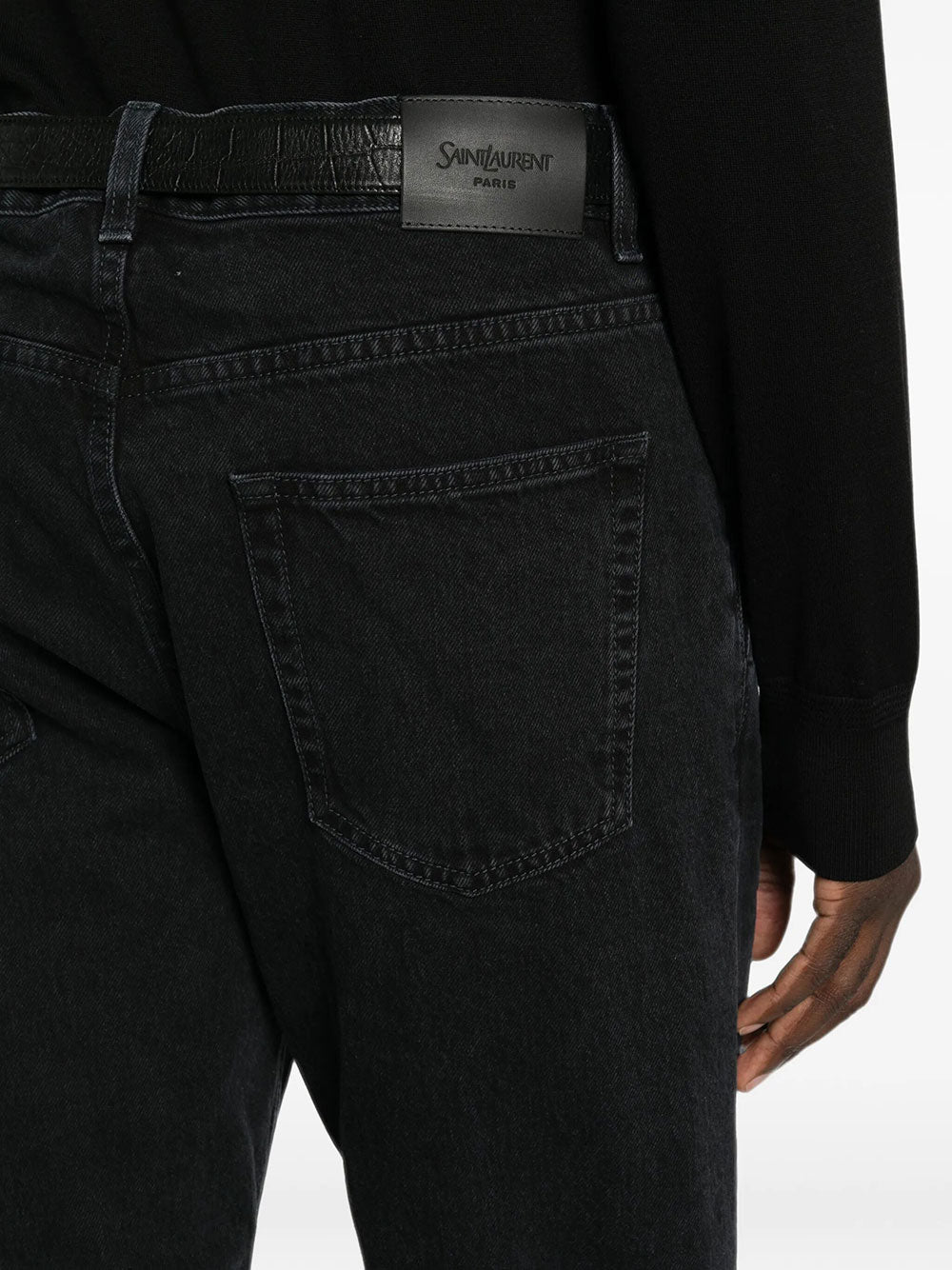 Saint Laurent Men Jeans Relaxed Fit Con Gamba Affusolata SAINT LAURENT