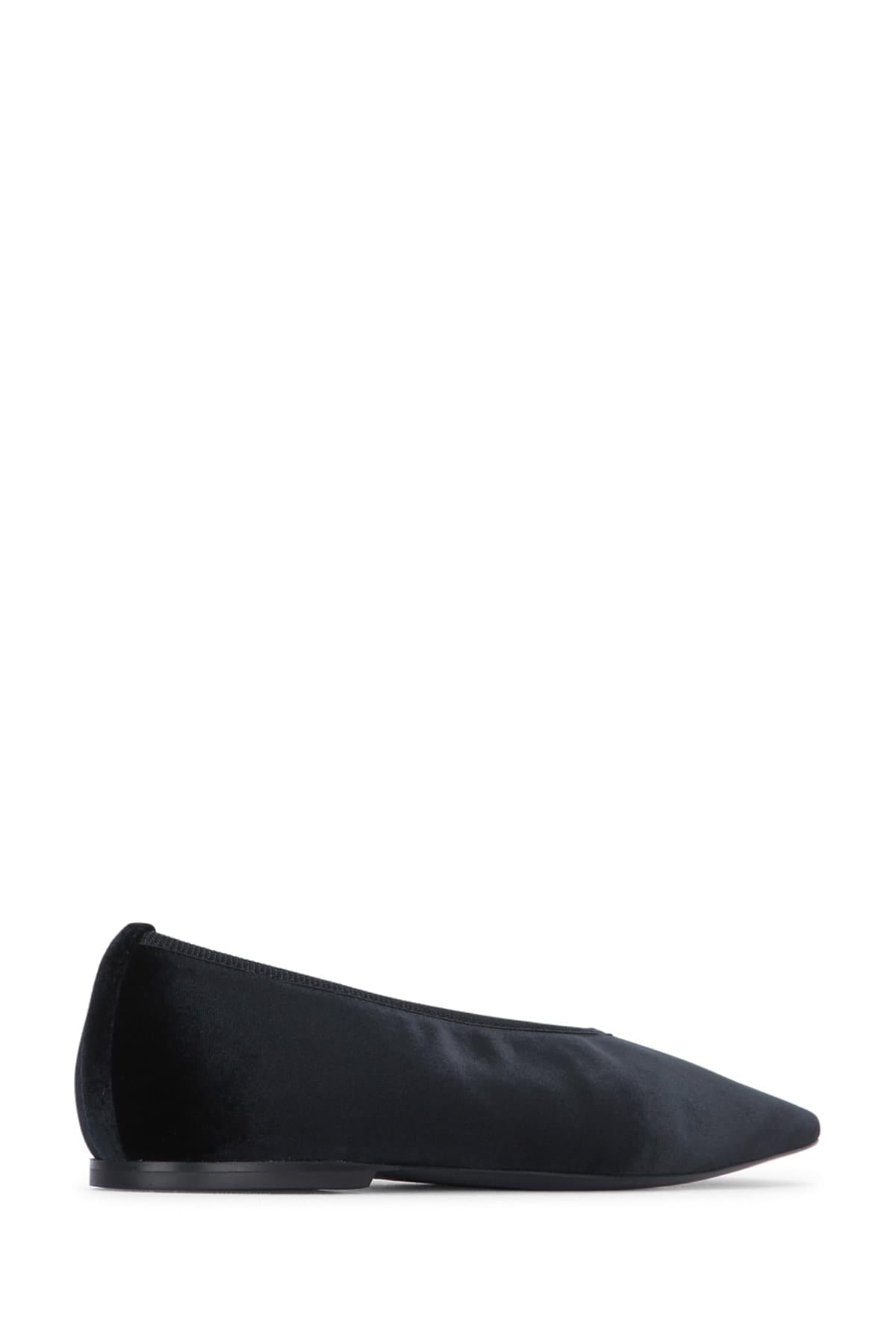 Toteme Women Minimalist Velvet Ballerinas TOTEME