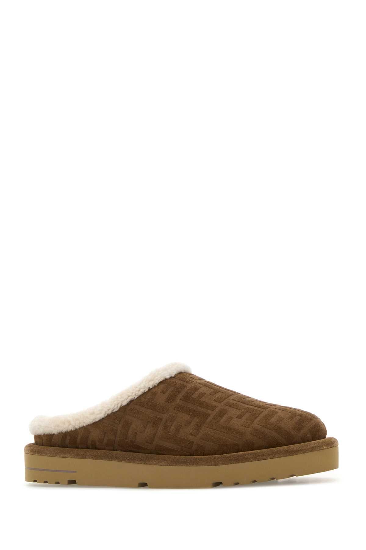 Fendi Men Brown Suede Slippers FENDI