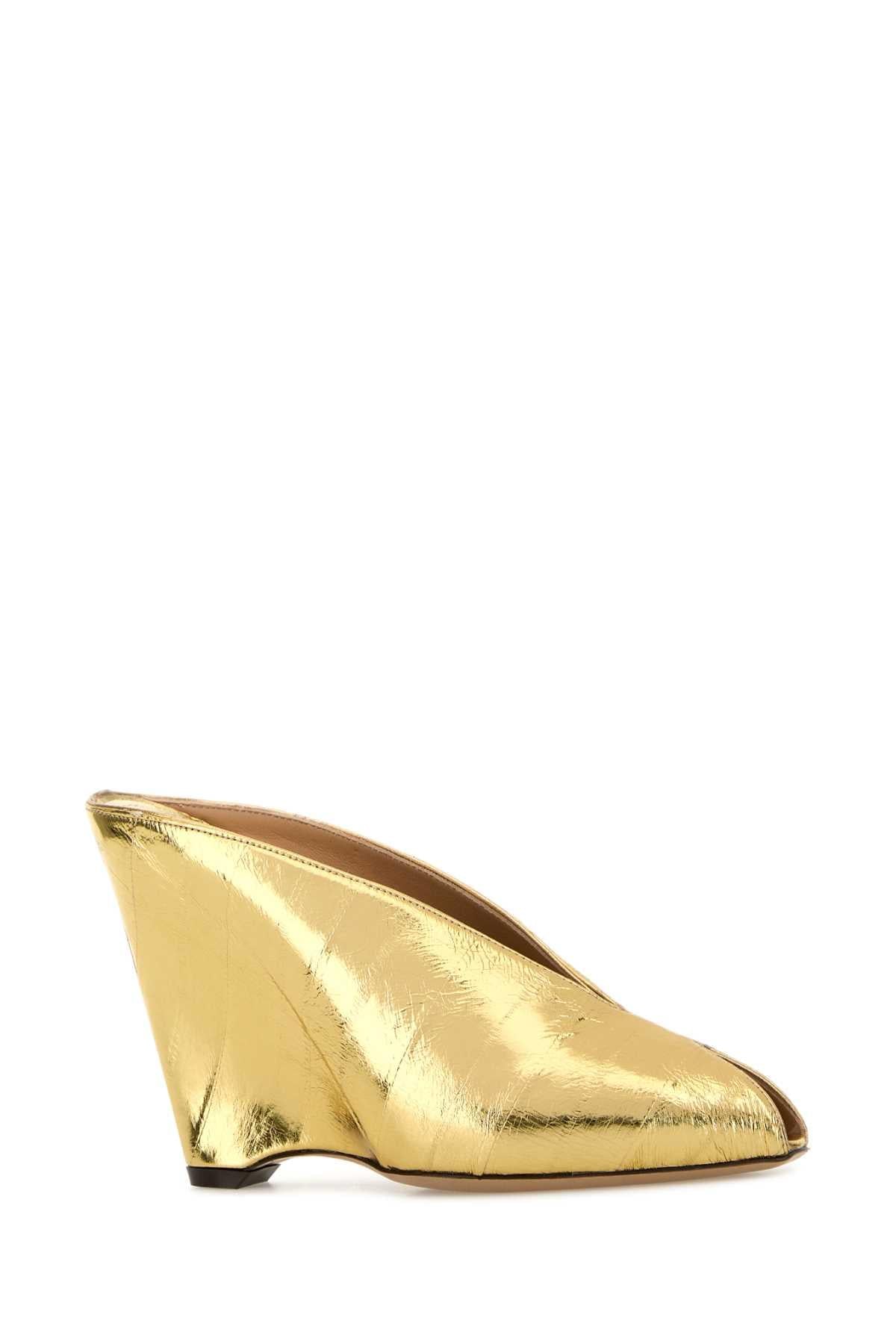 Salvatore Ferragamo Women Gold Leather Alicia 95 Mules FERRAGAMO