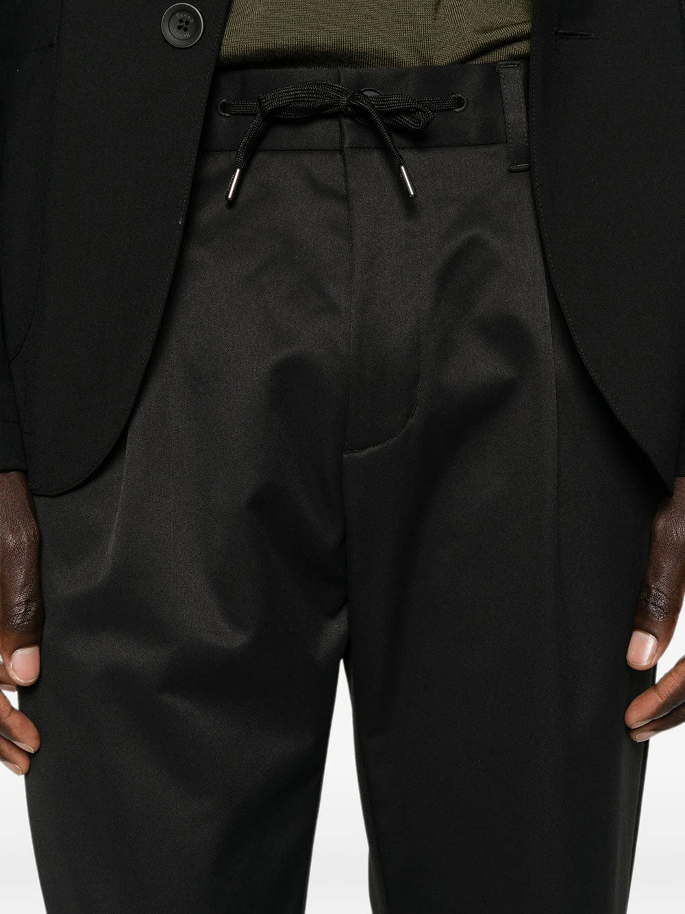 Herno Men Drawstring-Waistband Tapered Leg Trousers