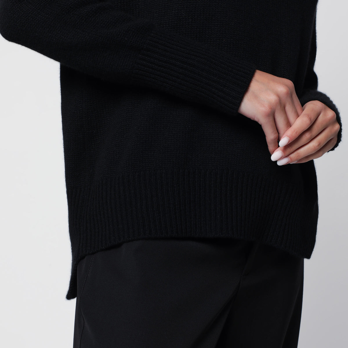 Lisa Yang Heidi Turtleneck Sweater In Black Cashmere Women LISA YANG