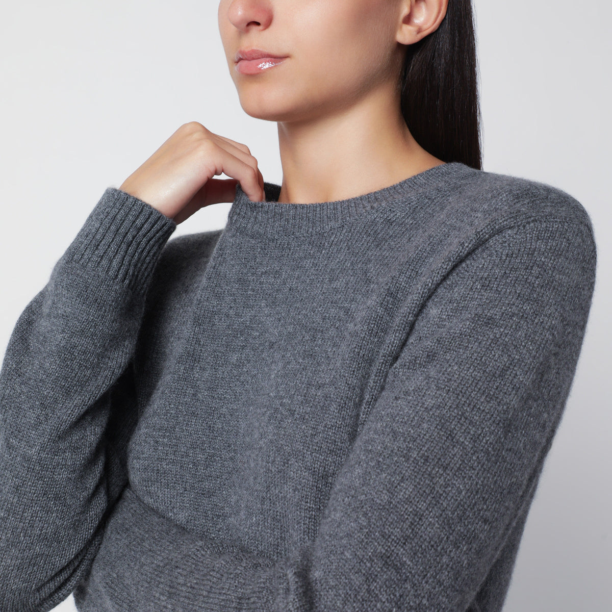 Lisa Yang Mable Crew-Neck Sweater In Graphite Cashmere Women LISA YANG