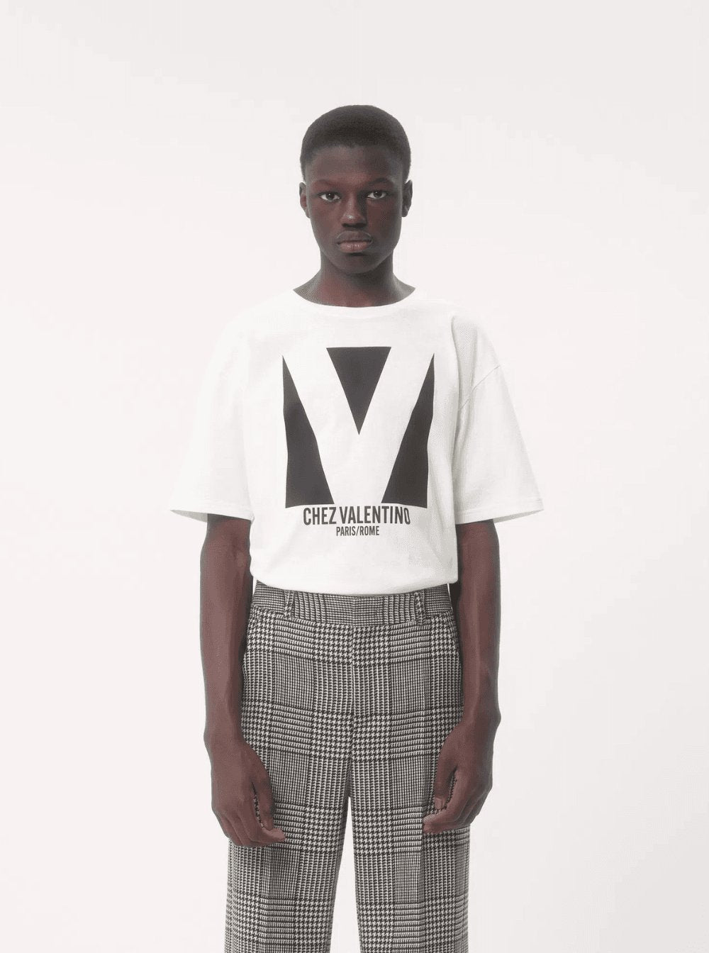 Valentino Men 'Chez' White Crewneck T-Shirt With Maxi Logo Print On The Front In Cotton Man VALENTINO