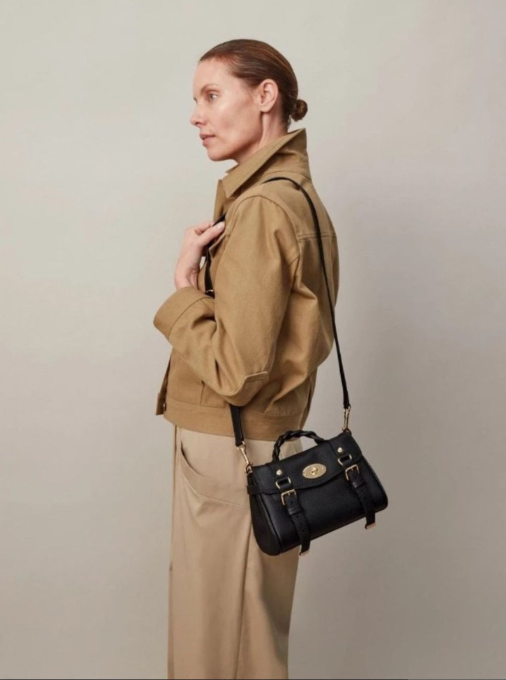 Mulberry Women 'Alexa' Black Mini Handbag With Adjustable And Removable Shoulder Strap And Braided Handle In Grained Leather Woman MULBERRY
