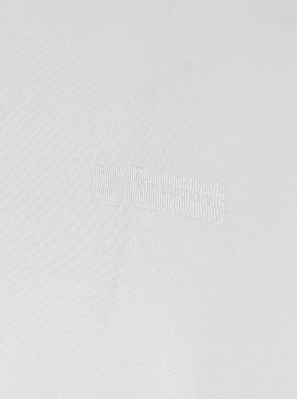 Givenchy Men White Crew Neck T-Shirt With Logo Patch On The Front In Cotton For Men GIVENCHY