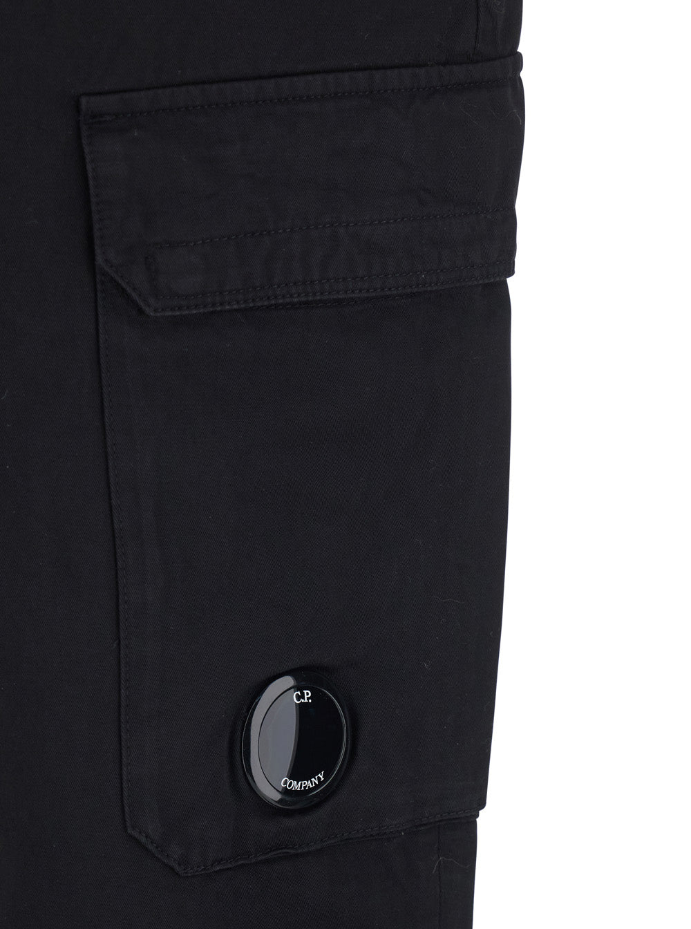 C.P. Company Men Black Cargo Pants With Logo Plate On The Side And Two Front Cargo Pockets In Cotton For Men C.P. COMPANY