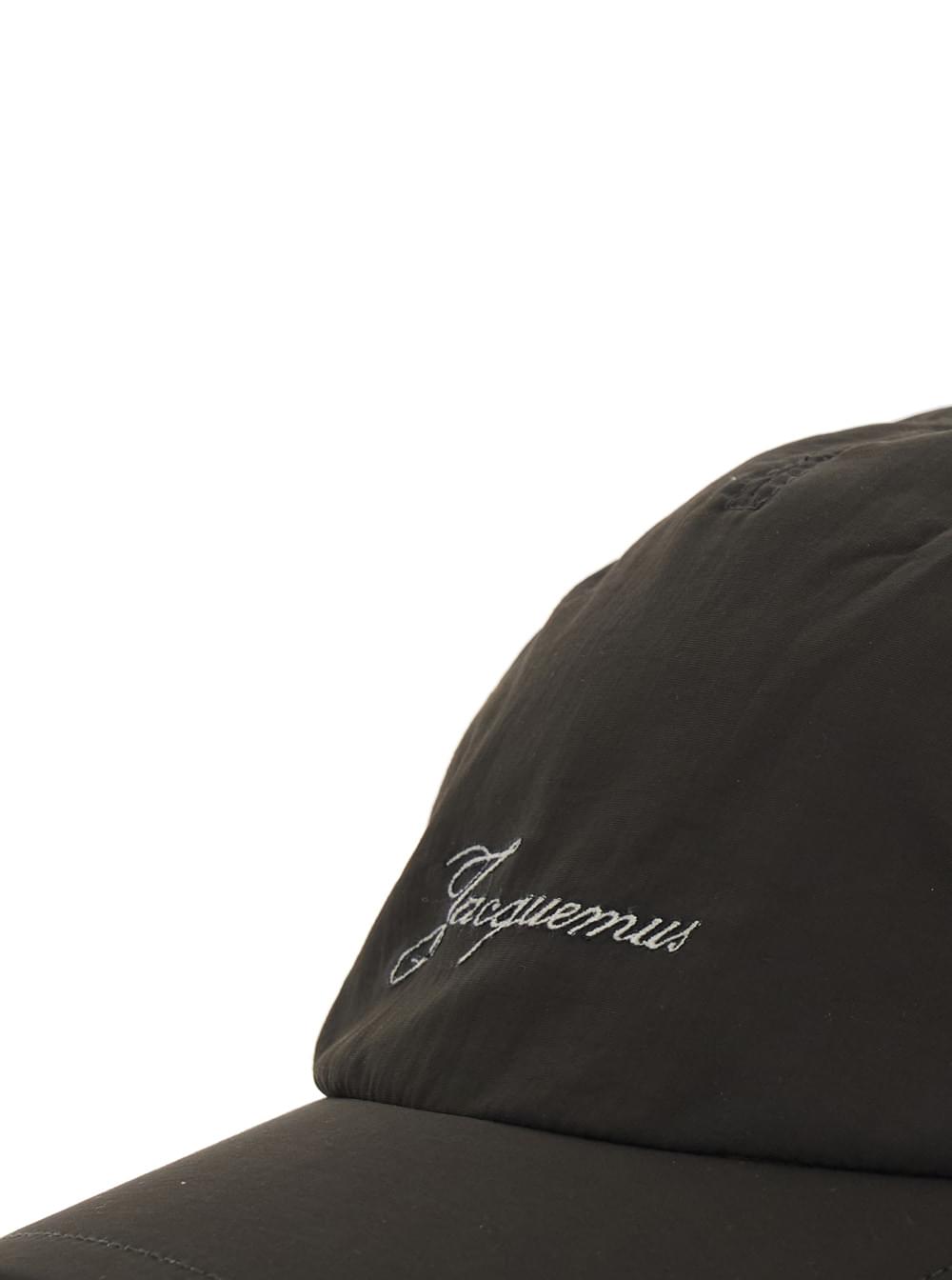 Jacquemus Men 'La Casquette Balluchon' Brown Baseball Cap With Logo Lettering On The Front And Rear Drawstring Closure In Cotton Man JACQUEMUS