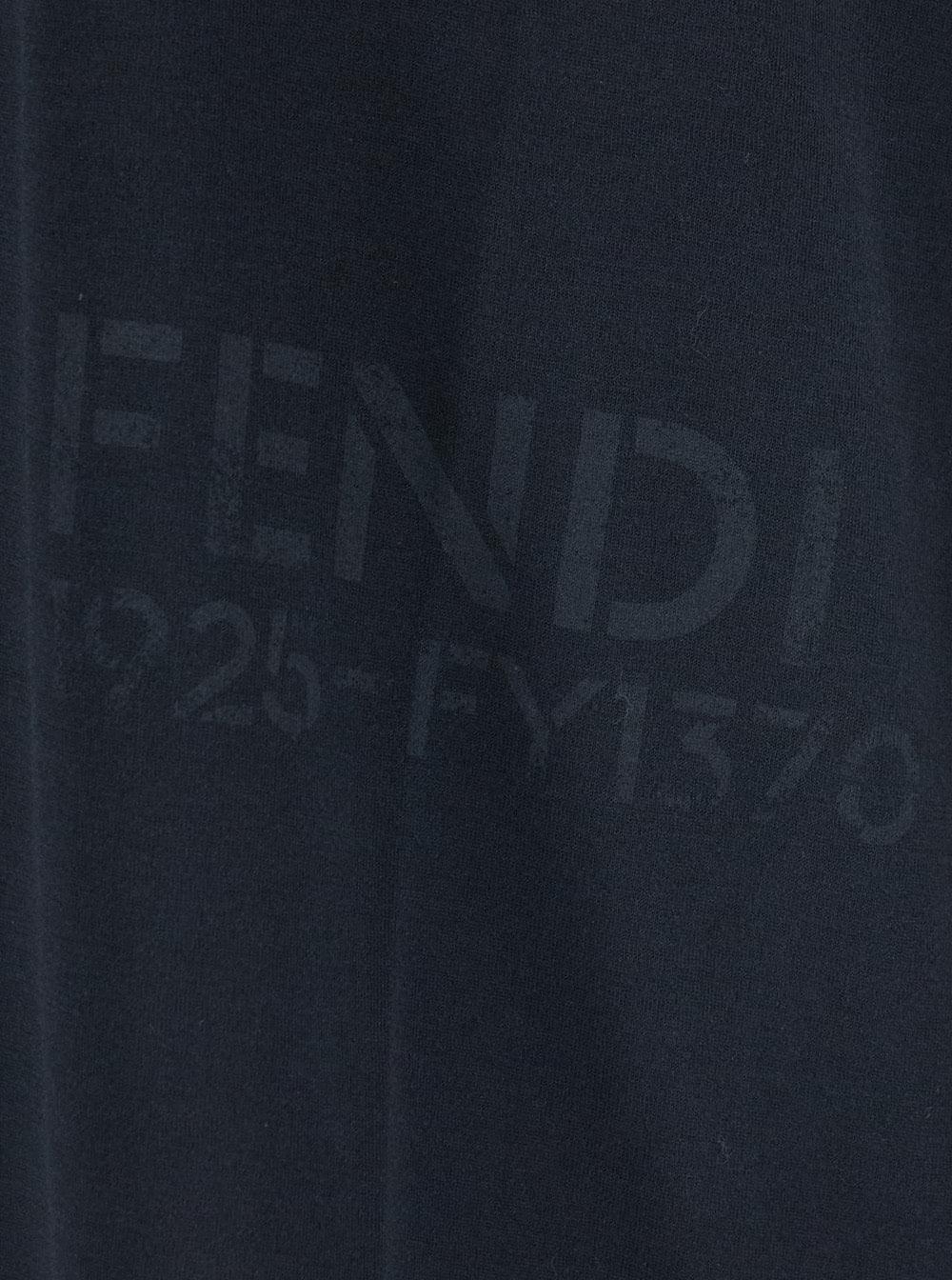 Fendi Men Black T-Shirt With Tone-On-Tone Logo On The Side In Cotton For Men FENDI