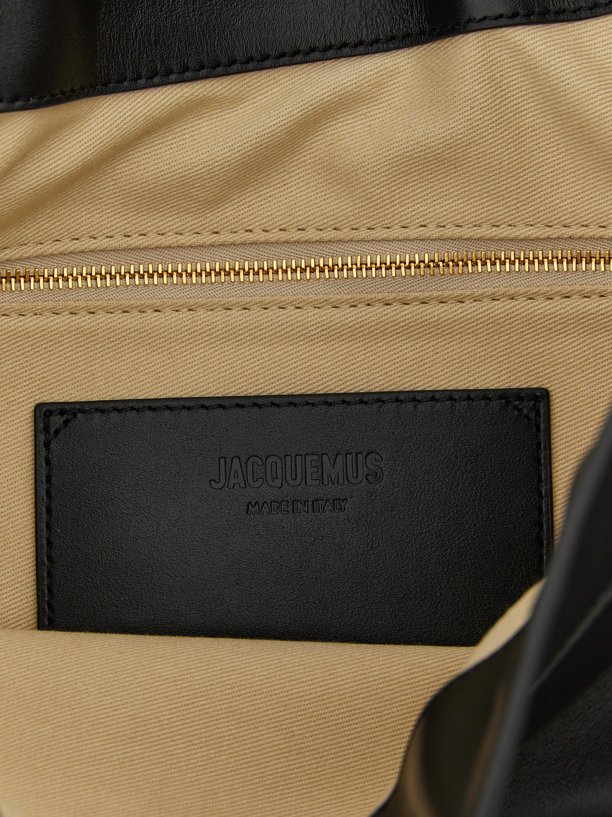 Jacquemus Women 'Le Sac Ovalo' Shoulder Bag JACQUEMUS