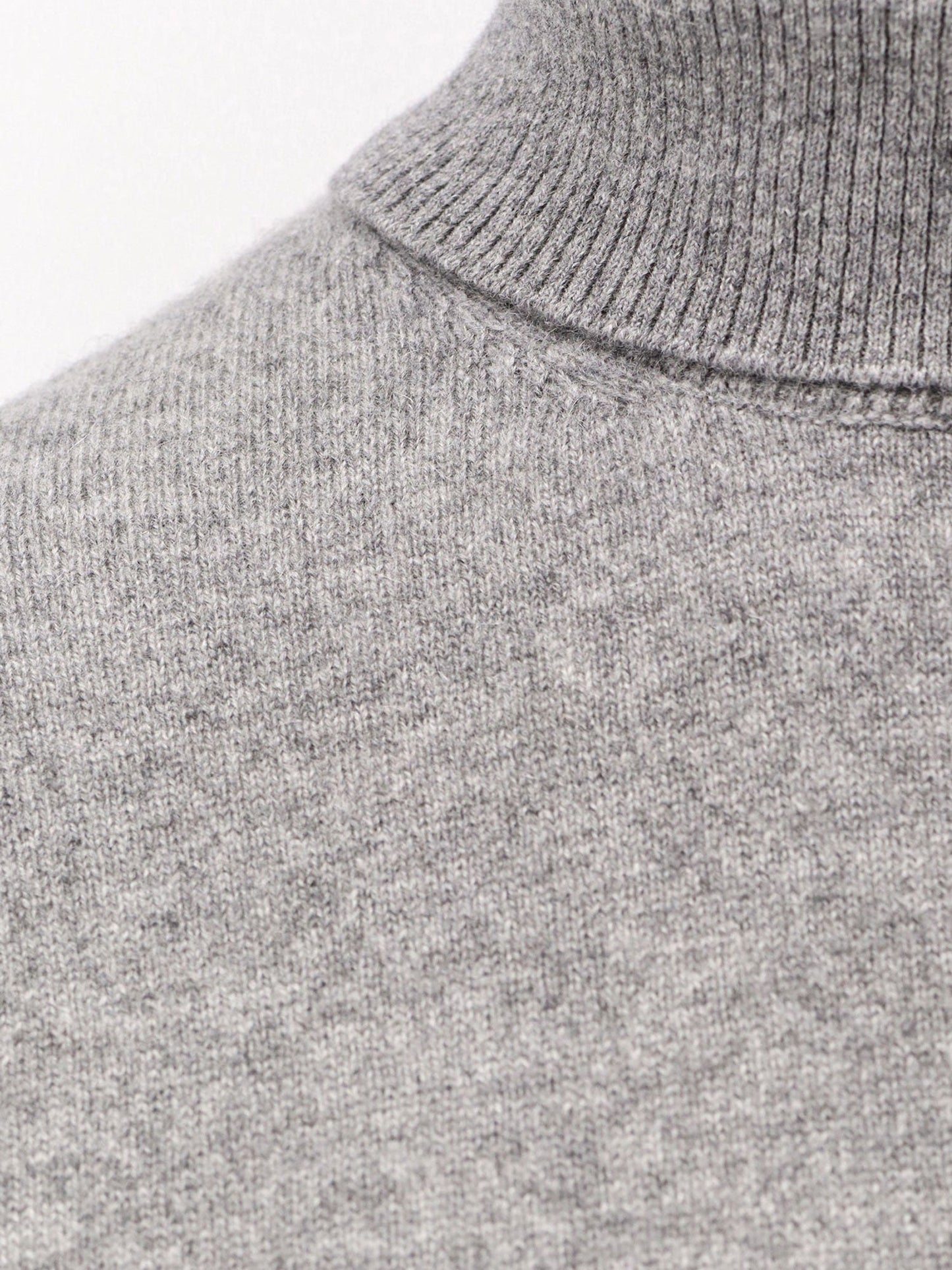 Toteme Women Cashmere Turtleneck Sweater TOTEME