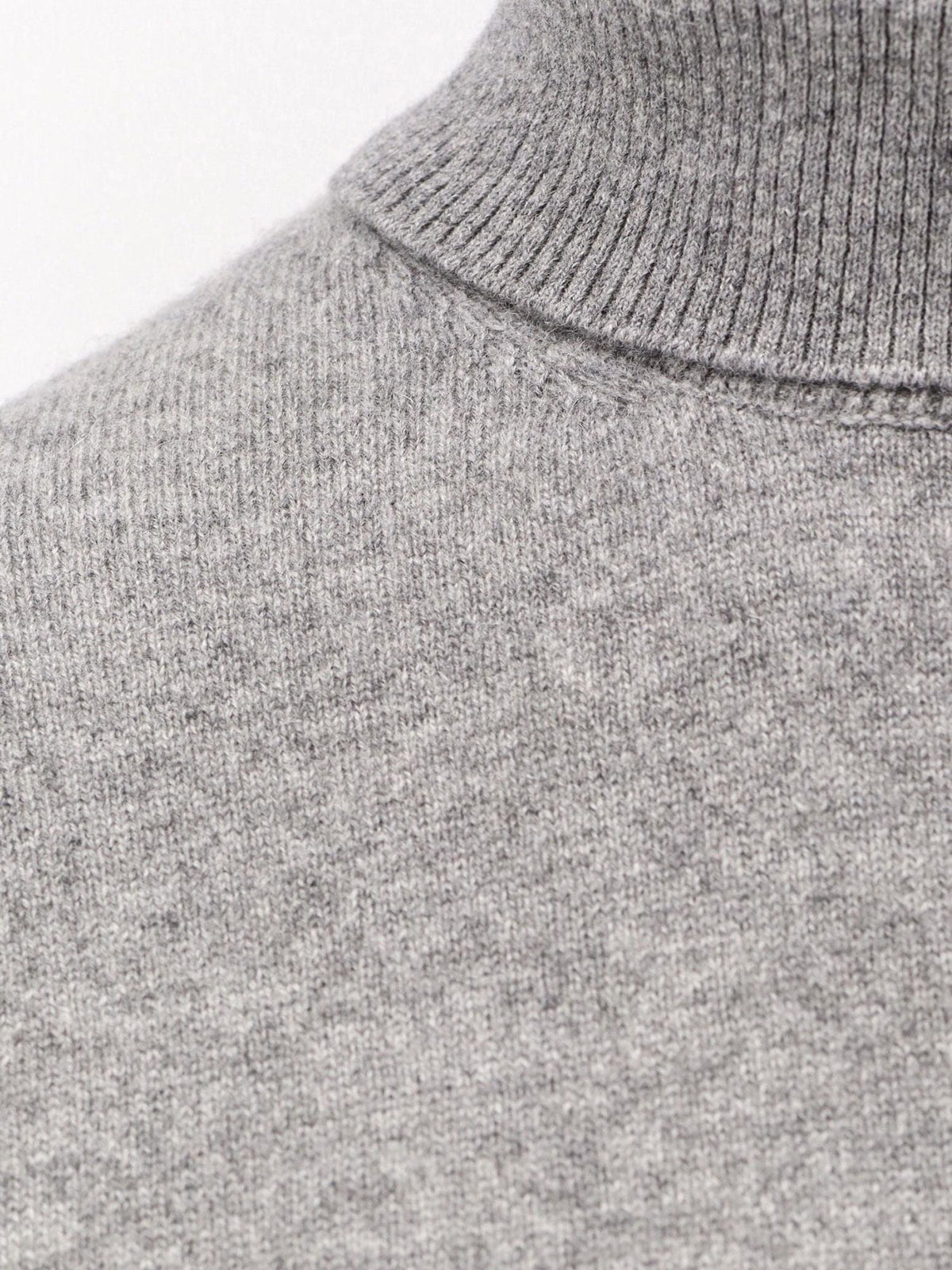 Toteme Women Cashmere Turtleneck Sweater TOTEME