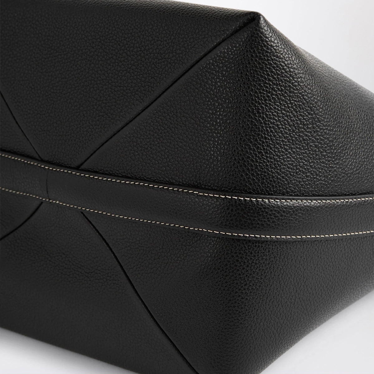 Toteme Medium Black Tote Bag In Grained Leather Women TOTEME