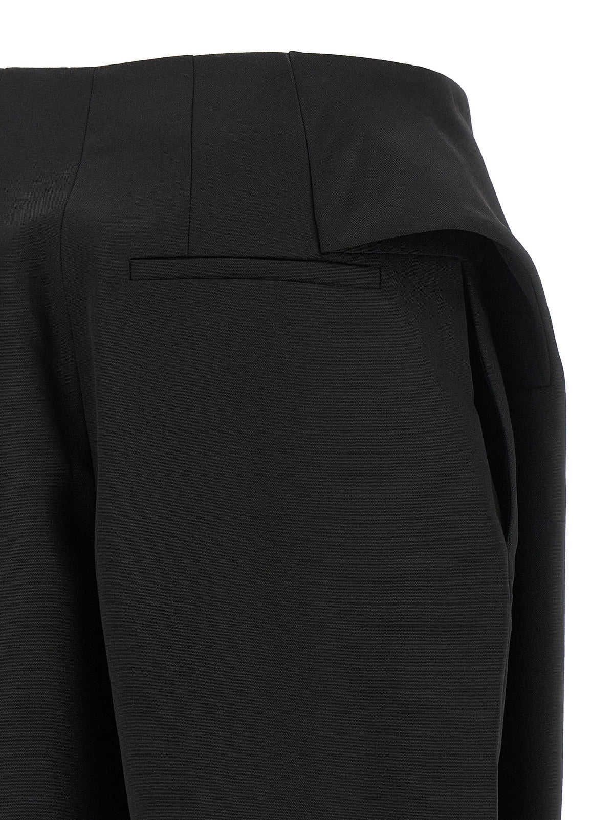 Jacquemus Women 'Le Short Cubisto' Bermuda Shorts JACQUEMUS