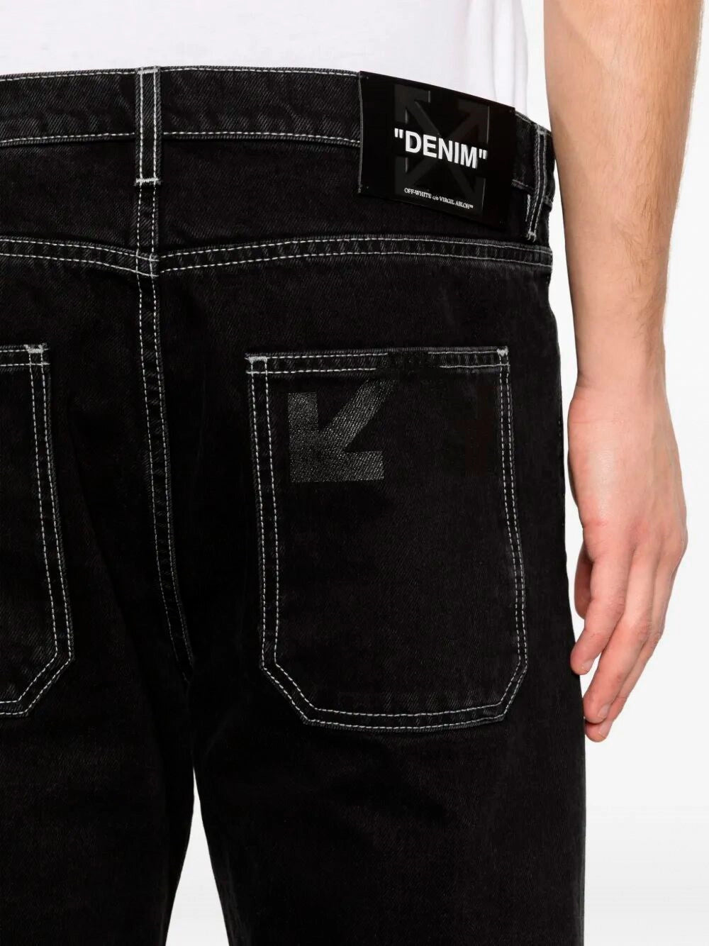 Off White Men `Half Arrow` Slim Relax Jeans OFF-WHITE