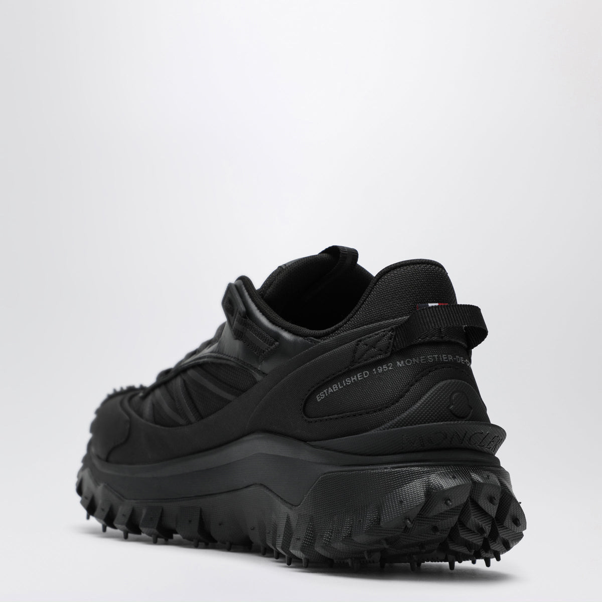 Moncler Trailgrip Gtx Sneakers In Leather And Nylon Black Women MONCLER