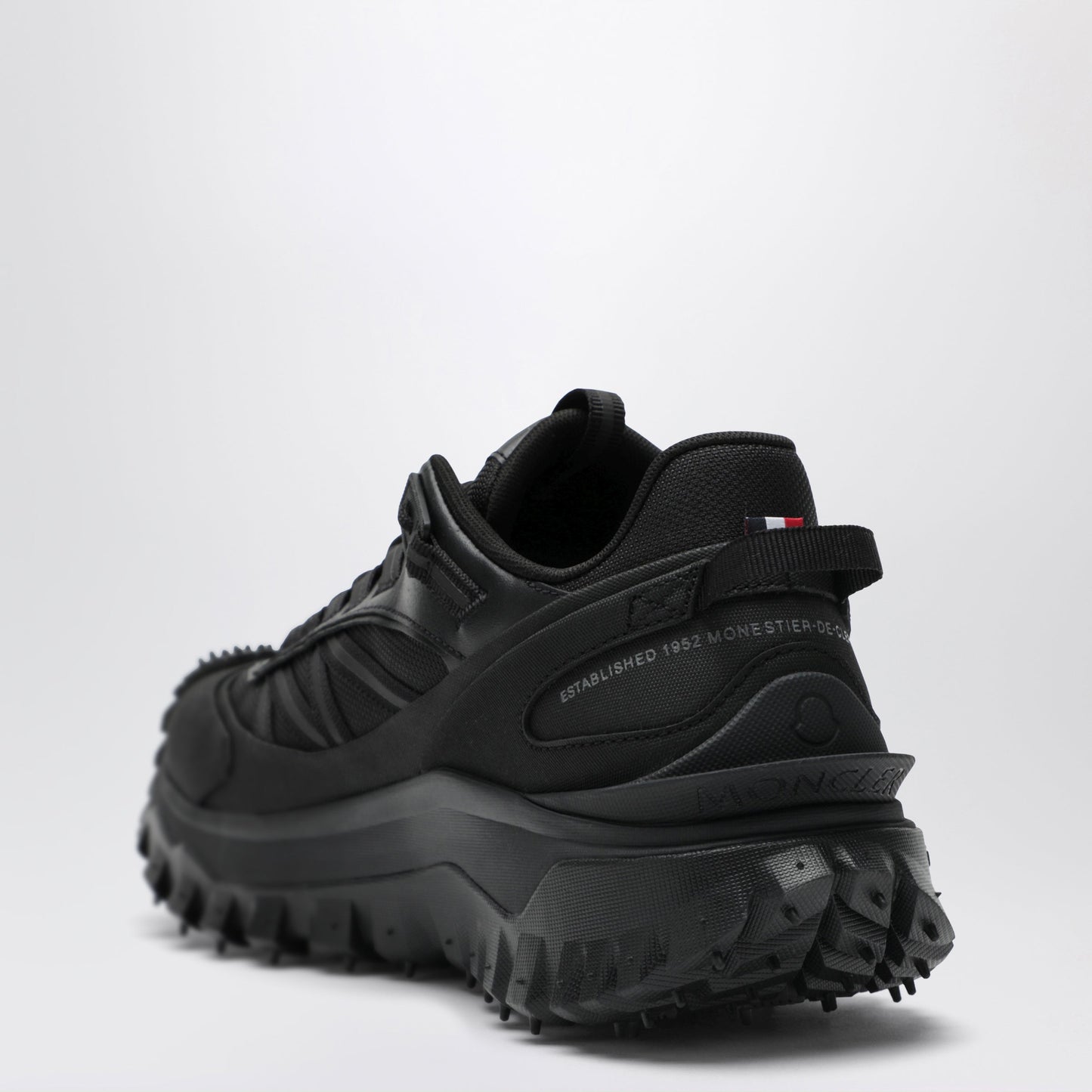 Moncler Trailgrip Gtx Sneakers In Black Men MONCLER