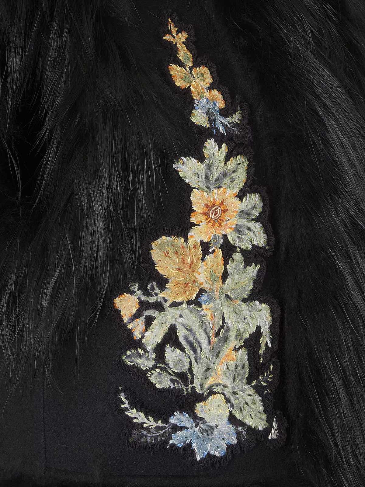 Fendi Women Wool Vest With Floral Embroidery And Fox Fur Trim FENDI
