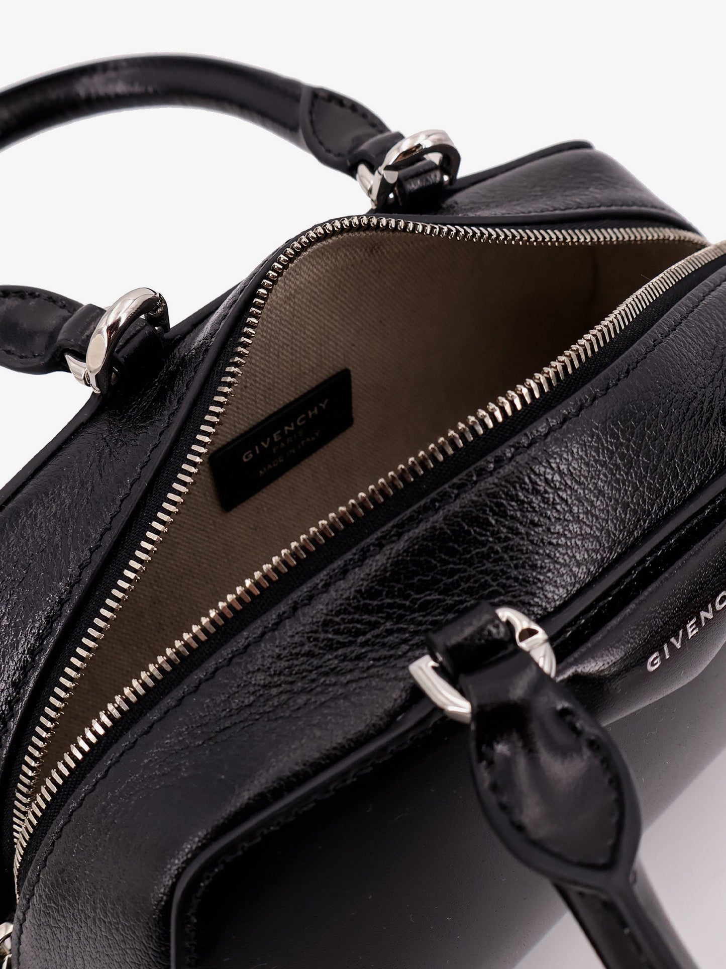 Givenchy Women Givenchy Women Antigona Mini Leather Shoulder Bag GIVENCHY