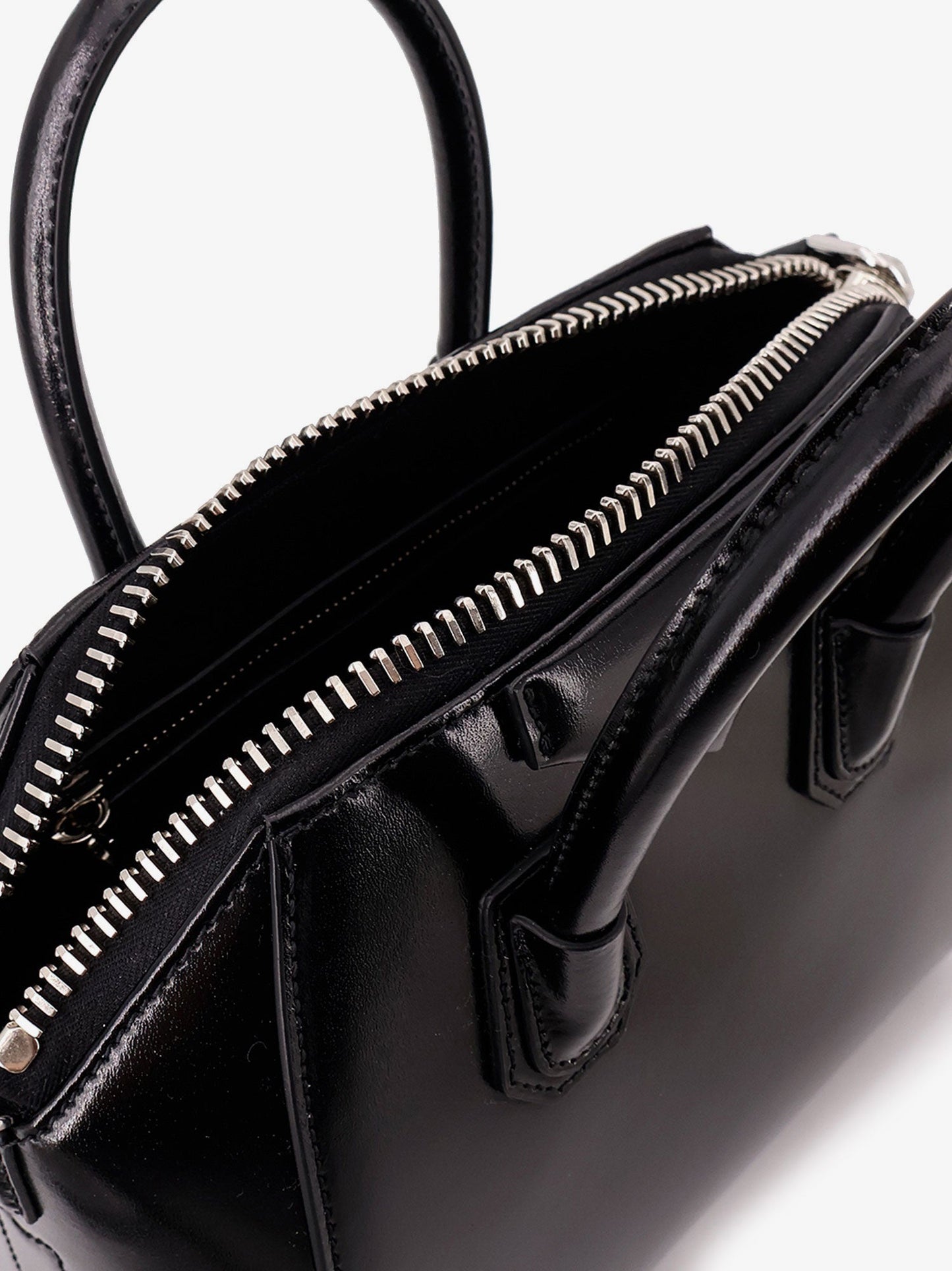 Givenchy Women Antigona Mini Leather Crossbody Bag GIVENCHY