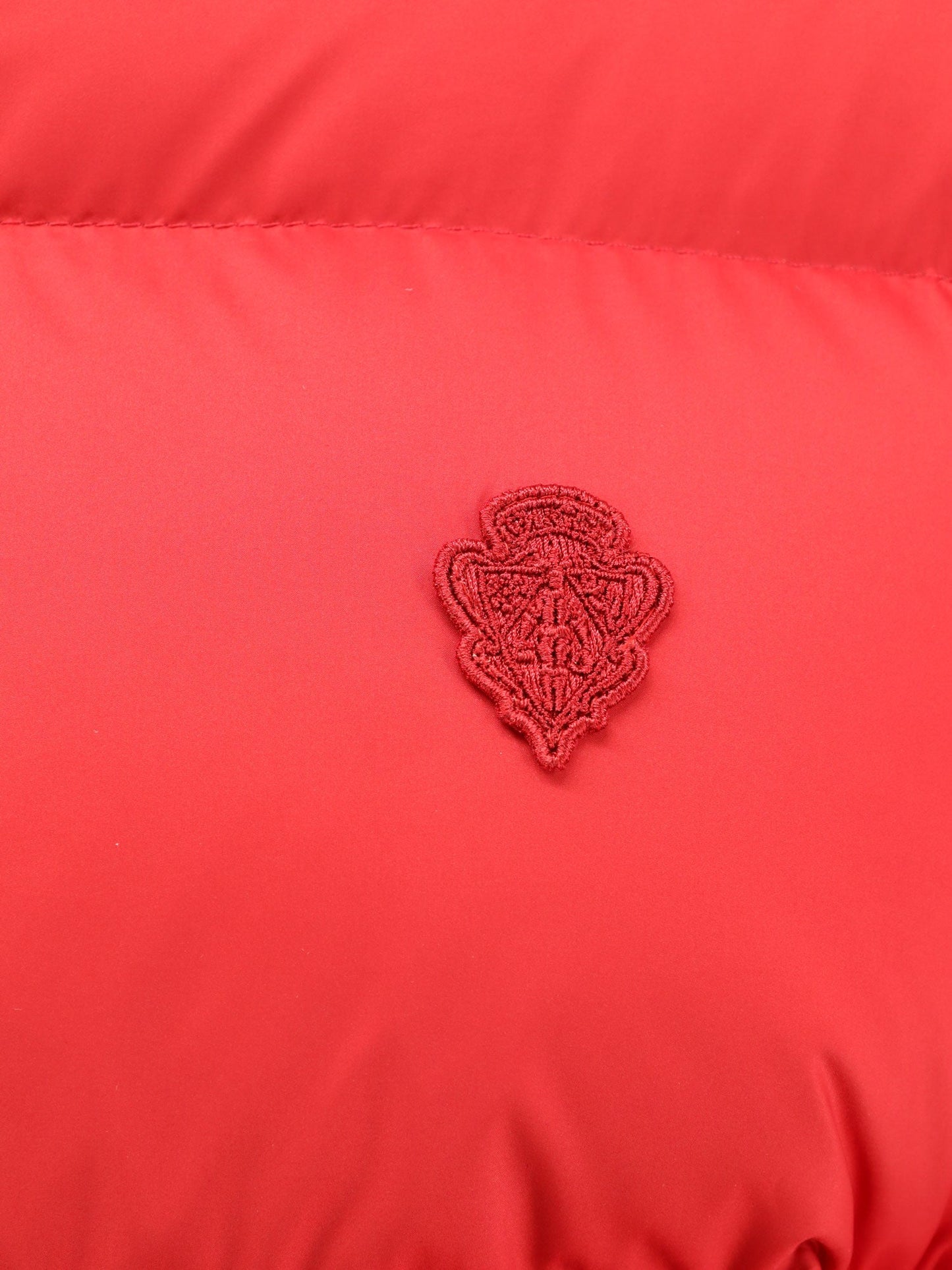 Gucci Women Crop Fit Down Jacket With Iconic Crest GUCCI