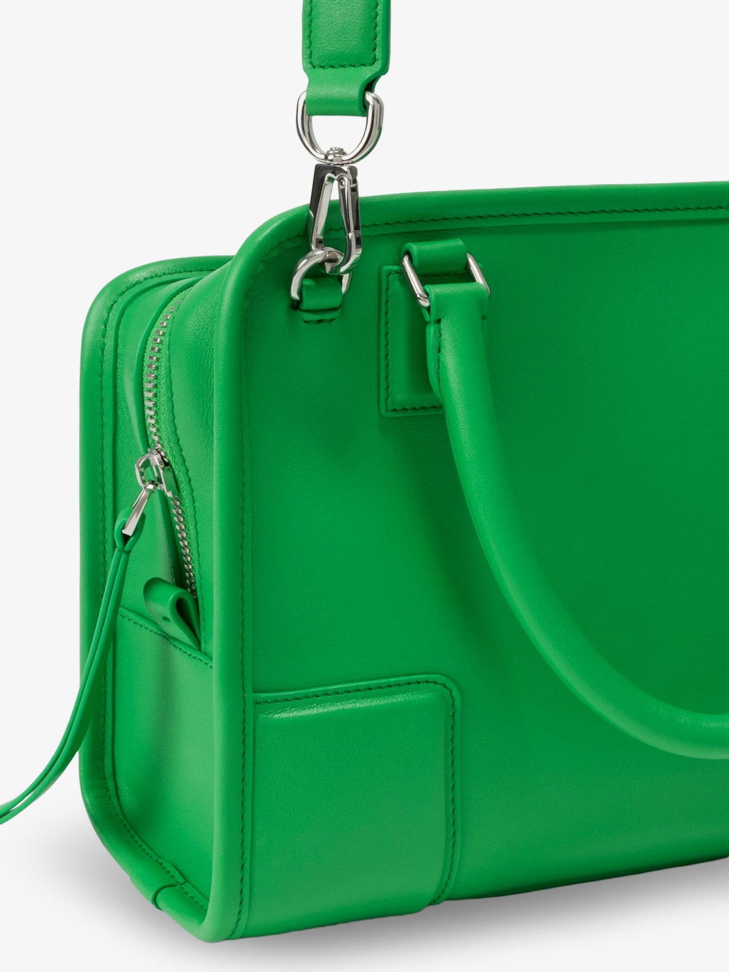 Loewe Women Amazona 180 Leather Handbag LOEWE