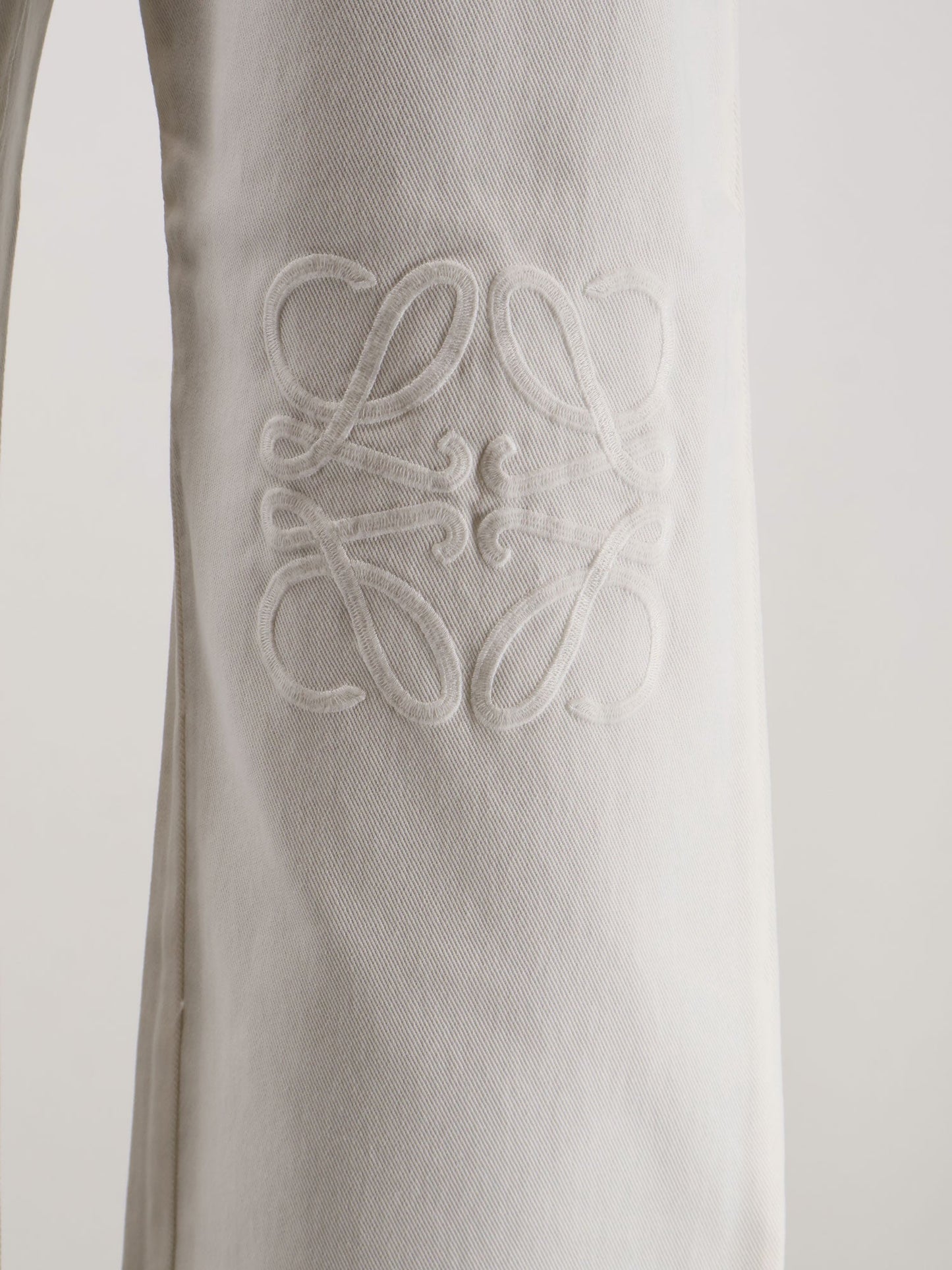 Loewe Men Anagram Baggy White Denim Trousers LOEWE