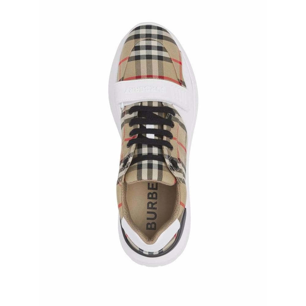 Burberry Neutrals Trainers - Low-Tops Men BURBERRY