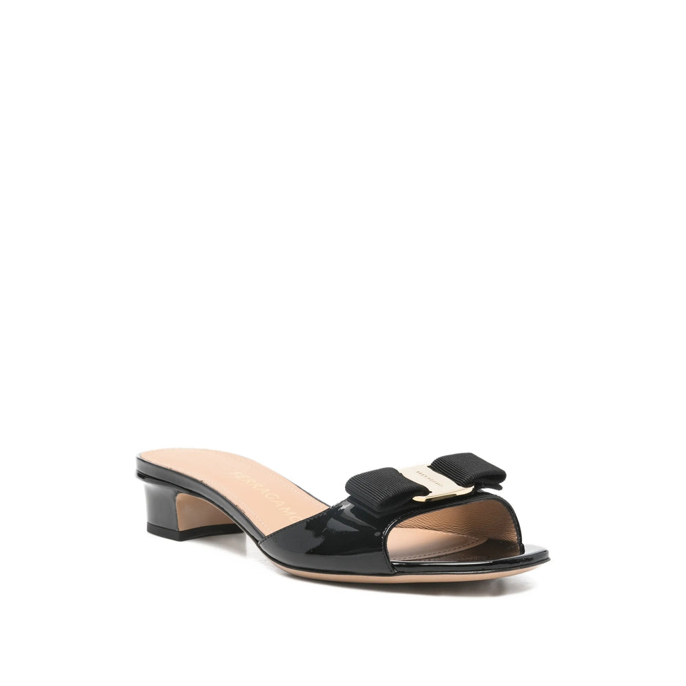 Ferragamo Black Shoes Women FERRAGAMO