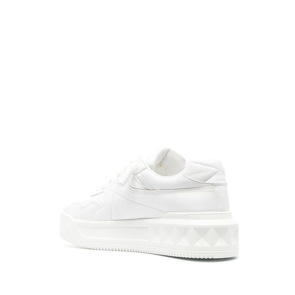 Valentino Garavani White Trainers - Low-Tops Men VALENTINO GARAVANI