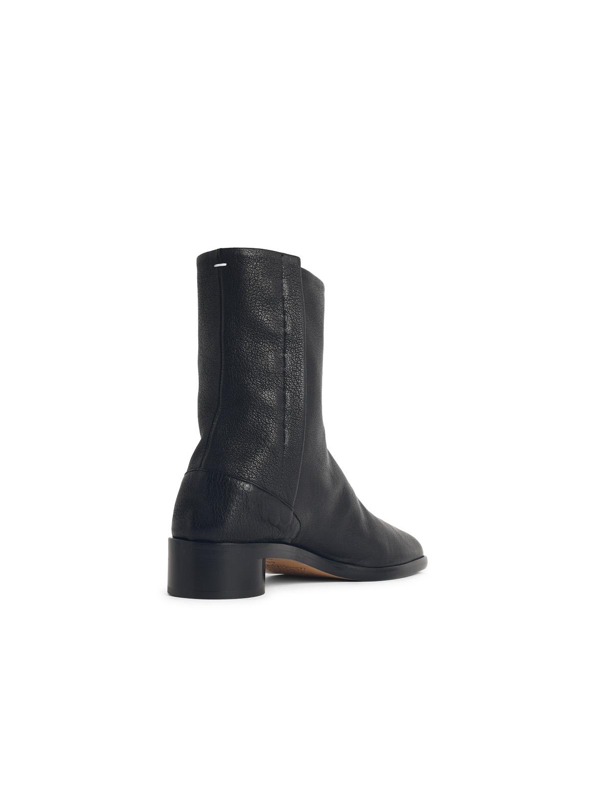 Maison Margiela 'Tabi' Black Leather Ankle Boots Men MAISON MARGIELA