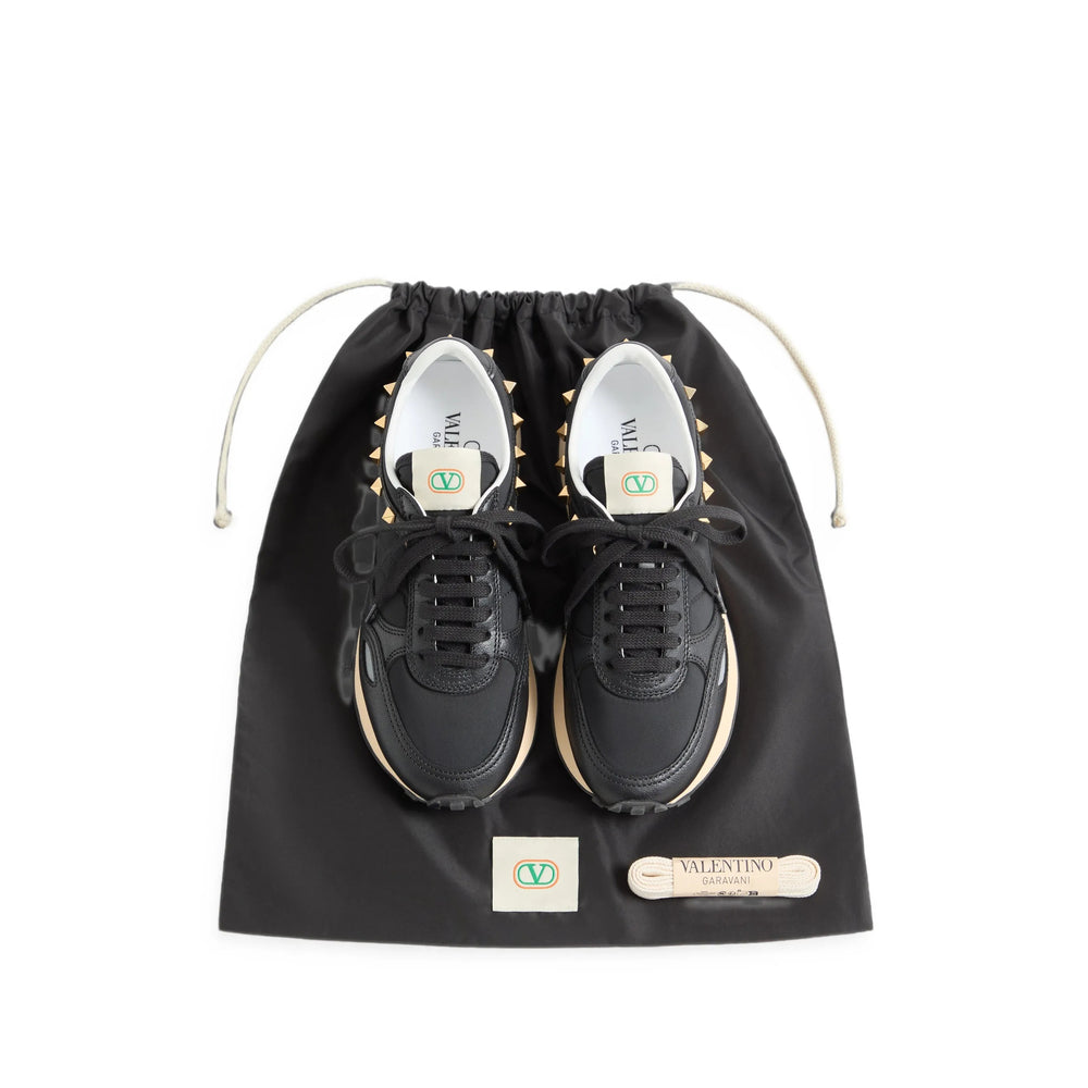 Valentino Garavani Black Trainers - Low-Tops Men VALENTINO GARAVANI