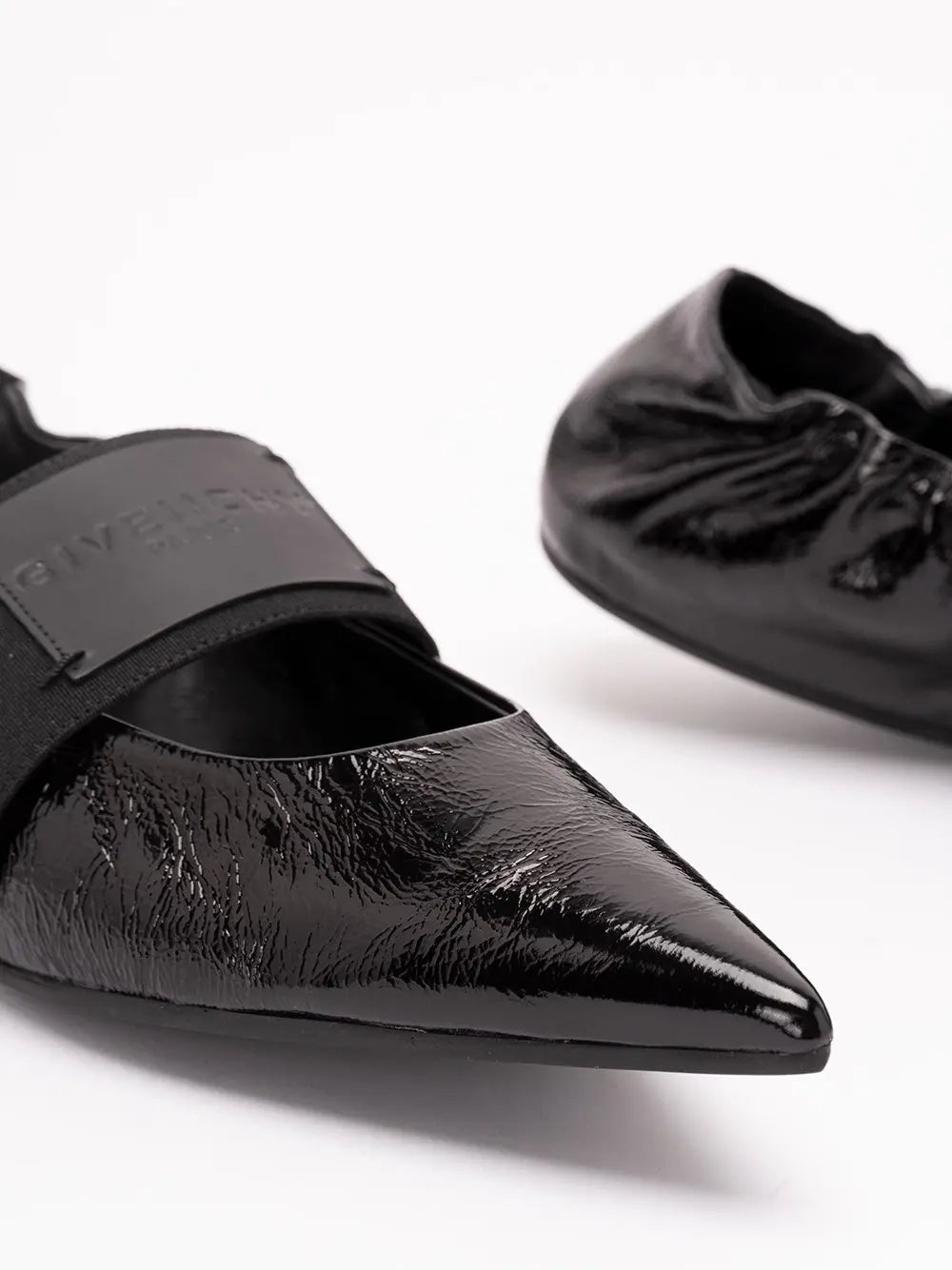Givenchy Women `Crush` Ballerinas GIVENCHY