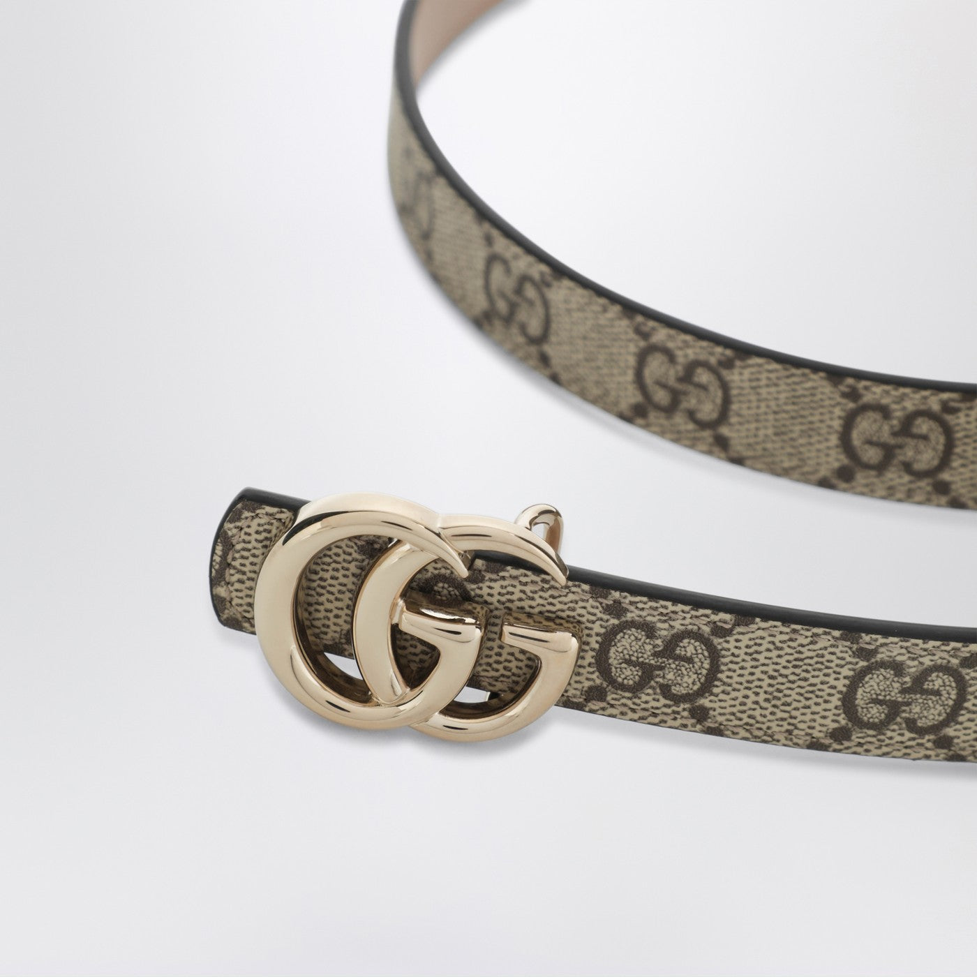 Gucci Thin Reversible Gg Marmont Belt In Beige/Gg Supreme Women GUCCI
