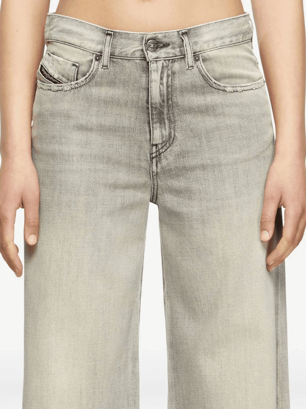 Diesel Women D-Akemi 1978 Jeans DIESEL