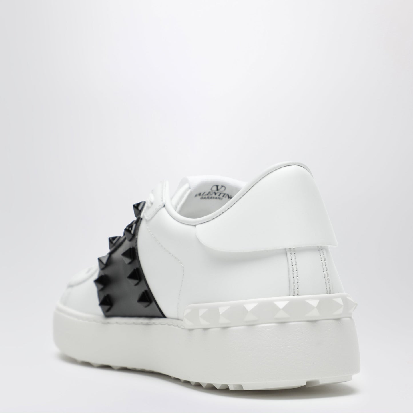 Valentino Garavani Rockstud Untitled White/Black Sneaker Women VALENTINO GARAVANI