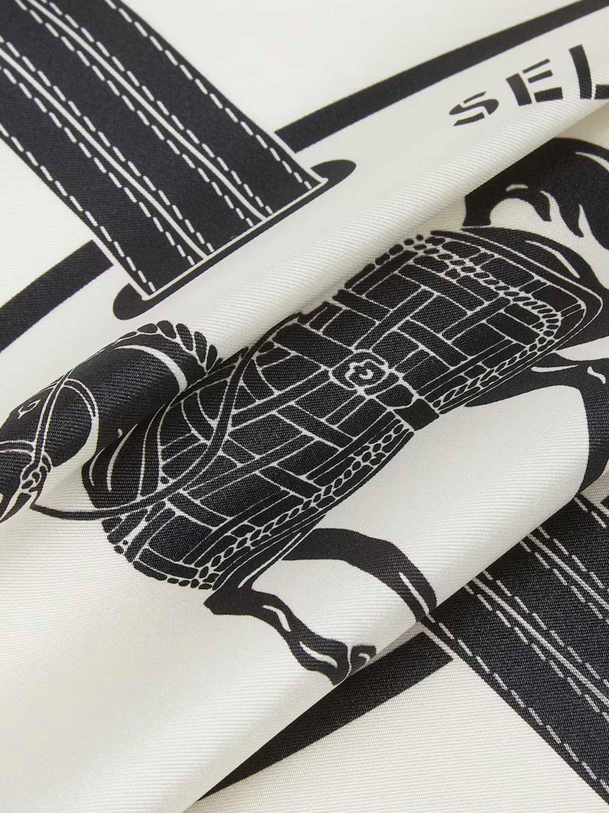 Fendi Silk Women Ivory Printed Silk Selleria Scarf<Br/> FENDI