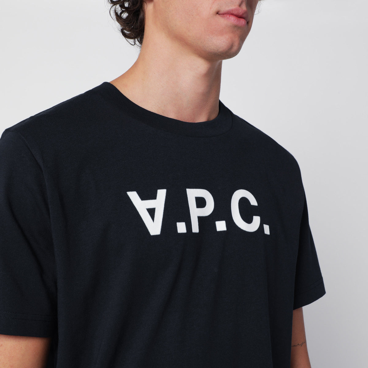 A.P.C. Standard Grand Navy Blue Cotton T-Shirt Men A.P.C.